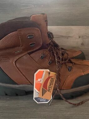 Avenger Brown Lace-Up Men's Waterproof Work Boots